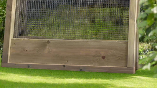Integrated draught boards on Vyse Arks enclosed run