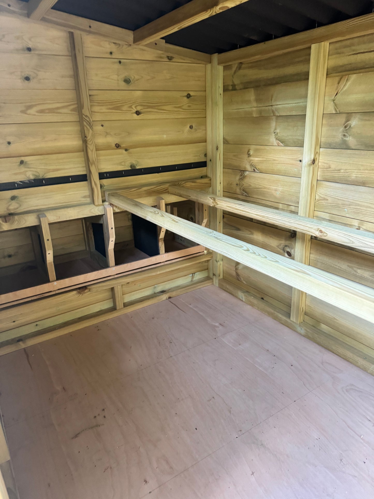Vyse Arks Poultry Lodge with Extra Large Run | 22ft x 4ft