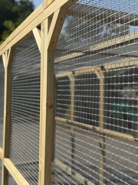 Vyse Arks Enclosed Run | 9ft x 6ft Flat Roof | 16 Gauge Wire Mesh