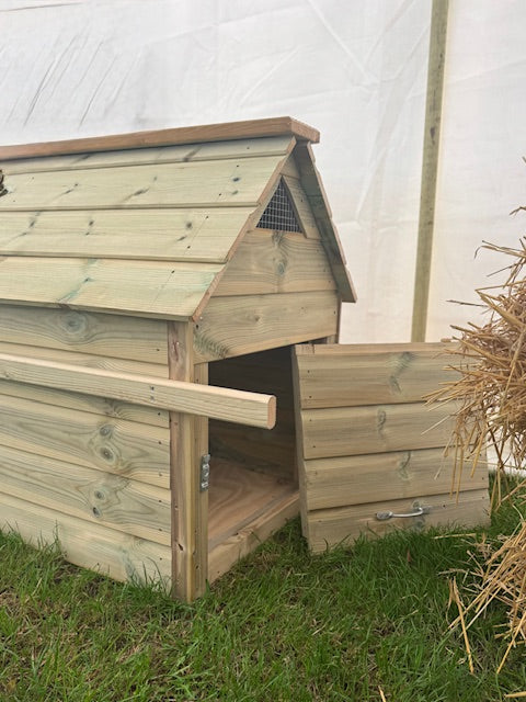 Chicken Coop | With 12ft Run