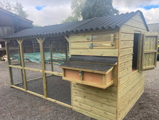 Vyse Arks Chicken House with Run