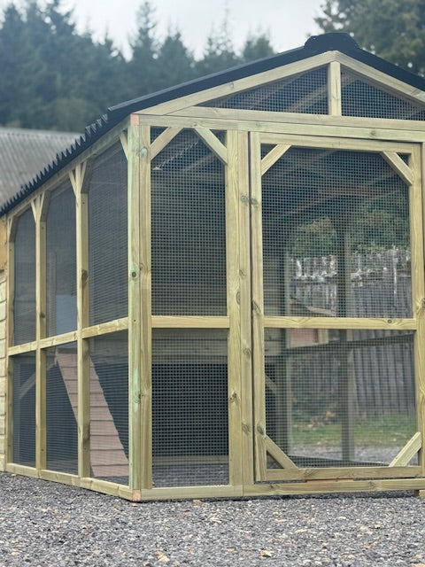 Vyse Arks Chicken House with Run