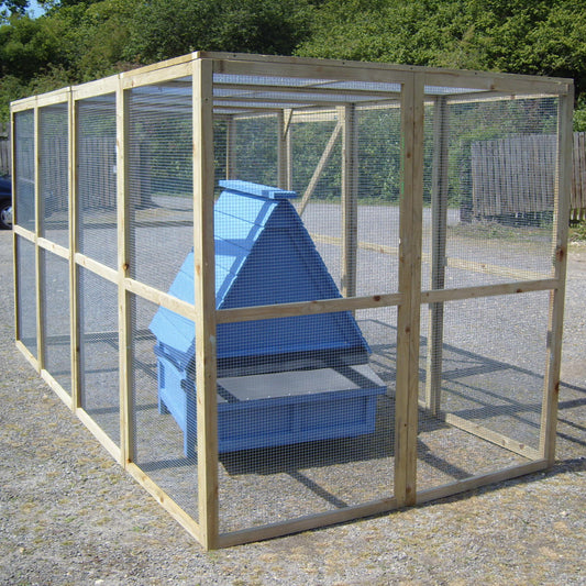 Vyse Arks Large Enclosed Chicken Run | Flat Mesh Roof