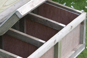 12 Bird Chicken House with Wheels & HenSafe Door